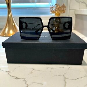 COPY - AUTHENTIC!!CHRISTIAN DIOR SQUARE 30MONTAIGNE SUNGLASSES BLACK